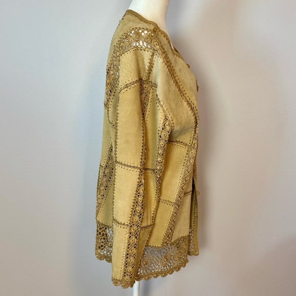 Vintage Rare SMH Women's Tan Suede Crochet-Trim Button Front Jacket - Picture 4 of 8